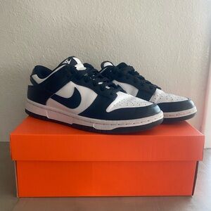 Nike Panda Dunks. Women’s Size 8.5